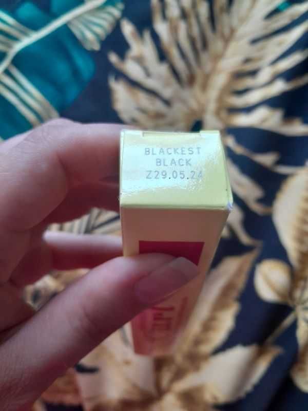 Tusz do rzęs Avon Wonder Curl 10ml Blackest Black.
