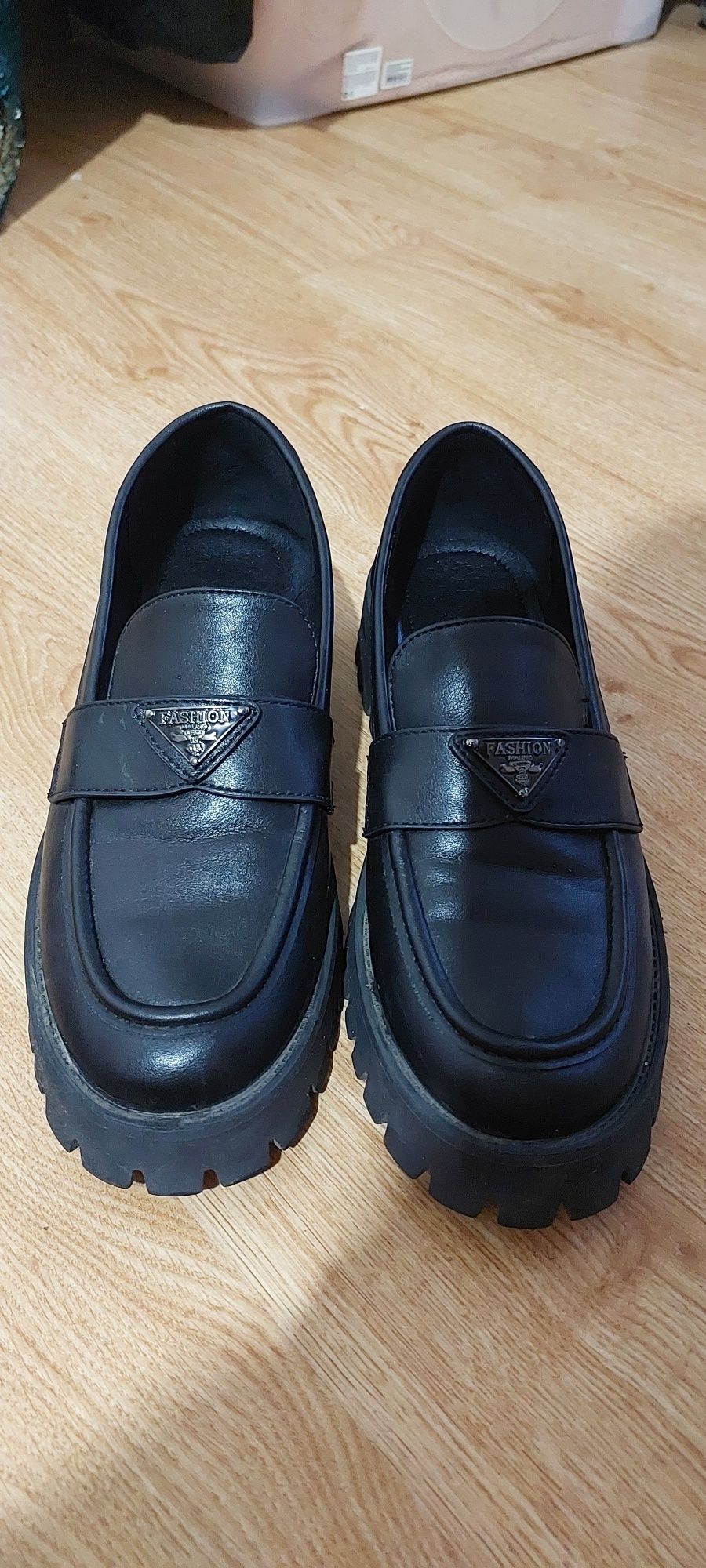 Продам лофери 600