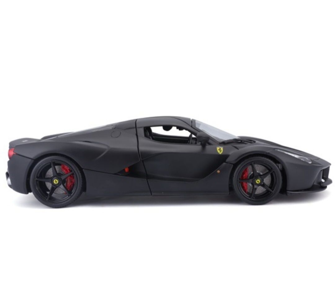Model Bburago LaFerrari czarne, seria Signature, skala 1:18