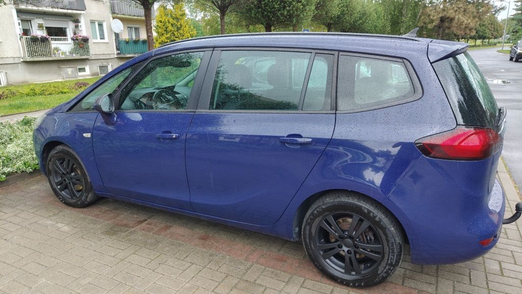 Opel Zafira c 2.0 130 km  sprzedam lub zamienię