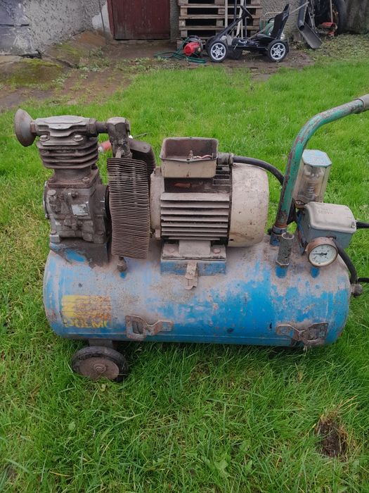 Kompresor polmo 50l