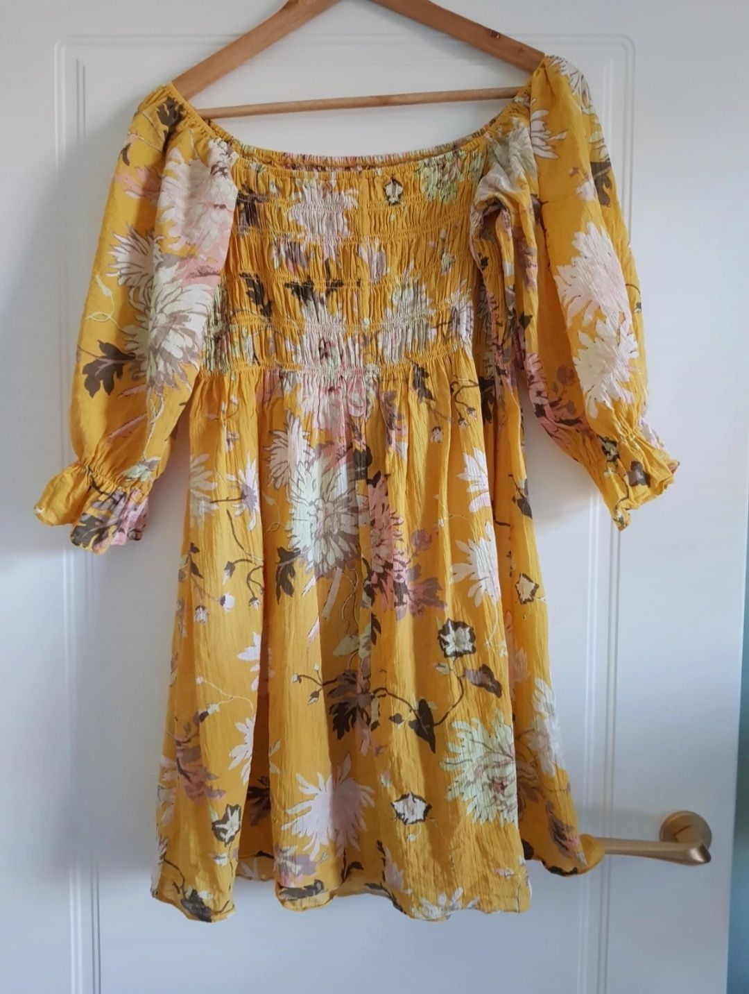 żółta/Musztardowa sukienka w kwiaty H&M