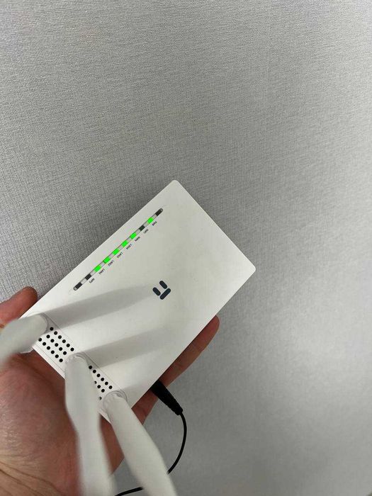 Маршрутизатор / Роутер Netis WF2409E