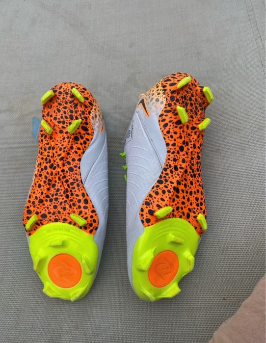 Chuteiras nike phanton tamanho 40 e meio