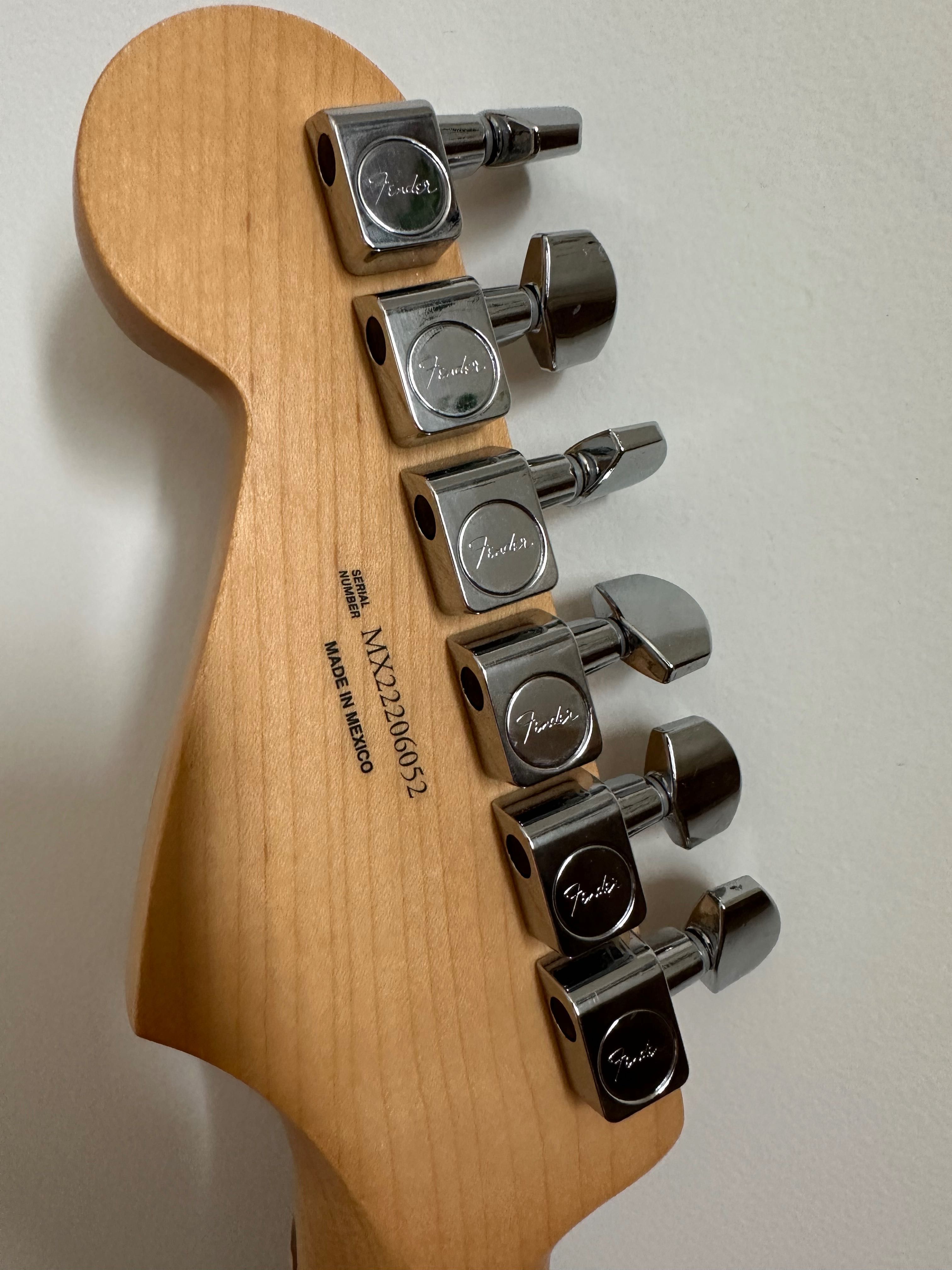 Електрогитара Fender Player Stratocaster HSH PF TBS
