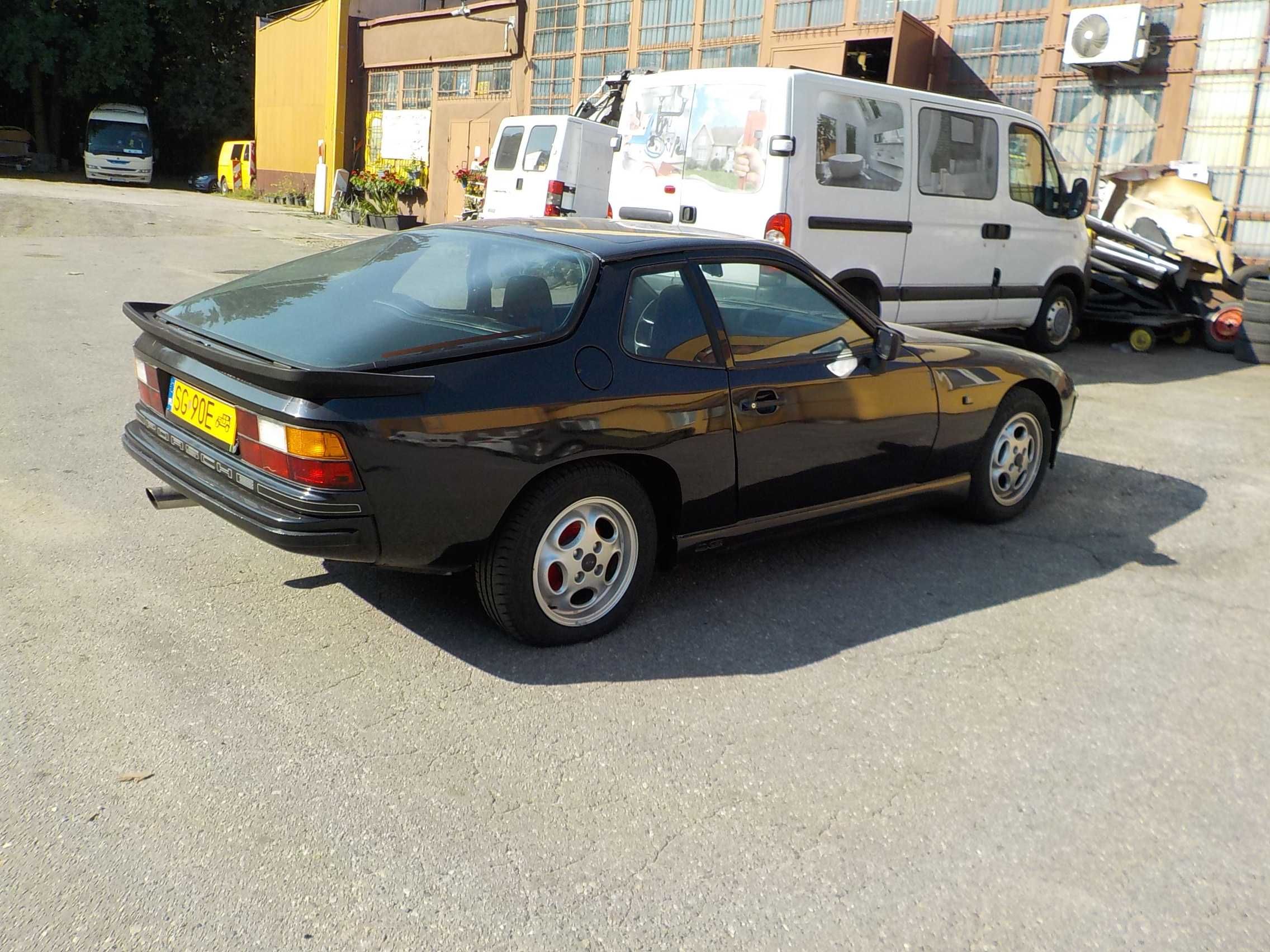 Porsche 924 zabytek 1977r