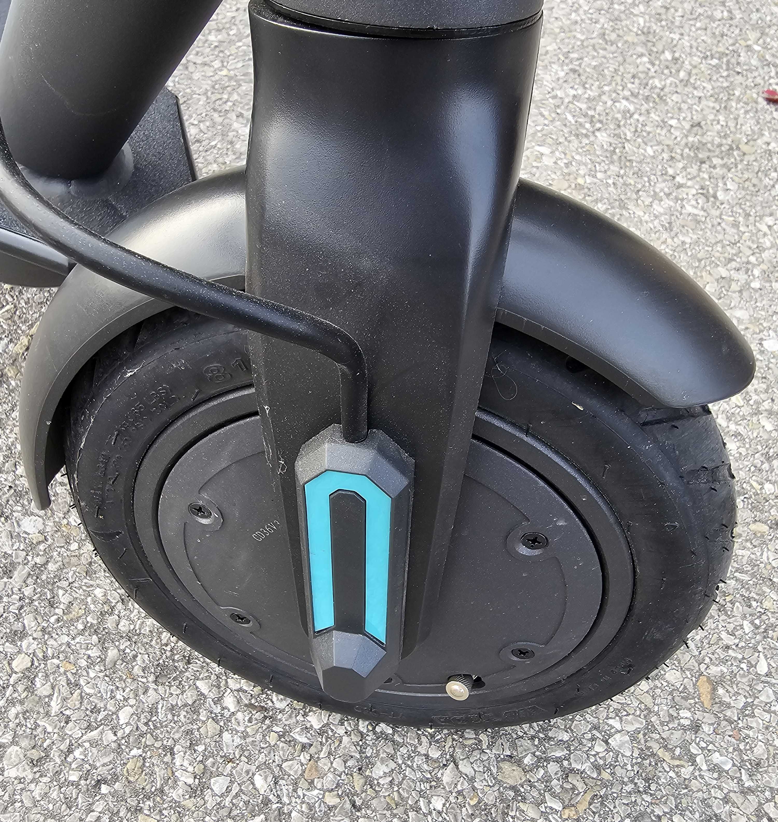 Hulajnoga Motus Scooty 8.5 350W