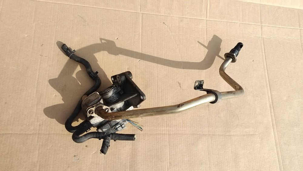 Zawór VW GOLF V PASSAT B6 AUDI A3 8P SKODA 05-11.r 2.0 Fsi