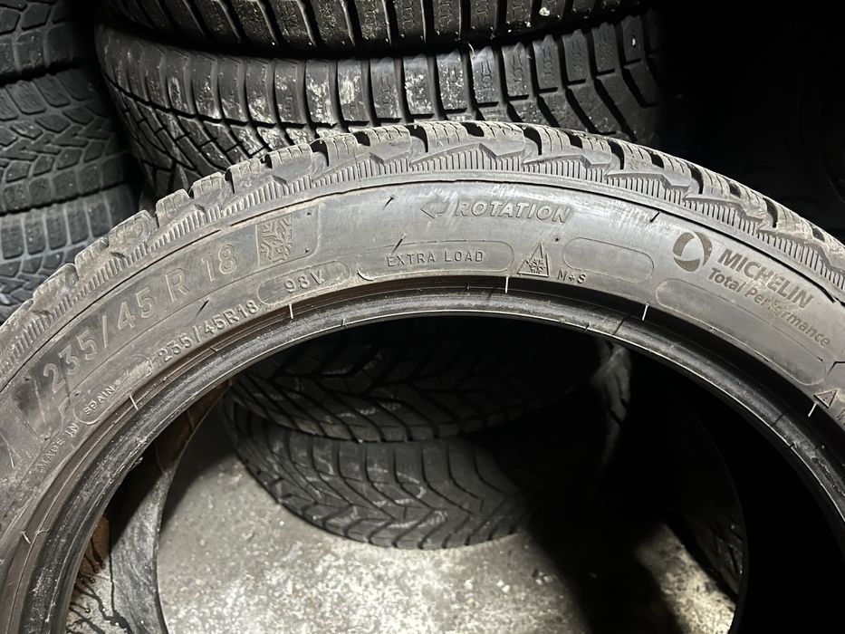 OPONY Michelin Pilot Alpin 5, tesla