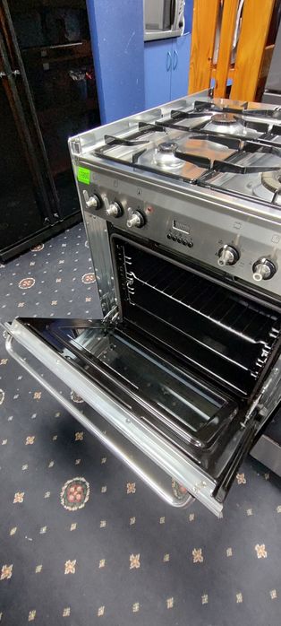 Брендова плита Smeg 60 см