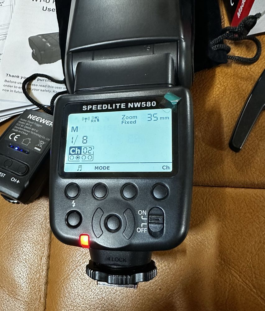 Бездротовий спалах Neewer nw580 2,4G і 15-канальним передавачем