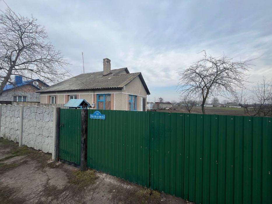 Будинок село Красноліси