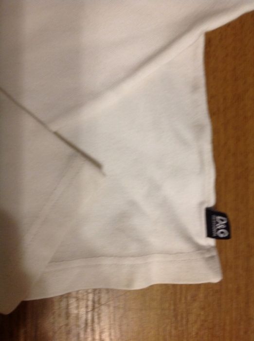 Biała bluza firmy D&G S