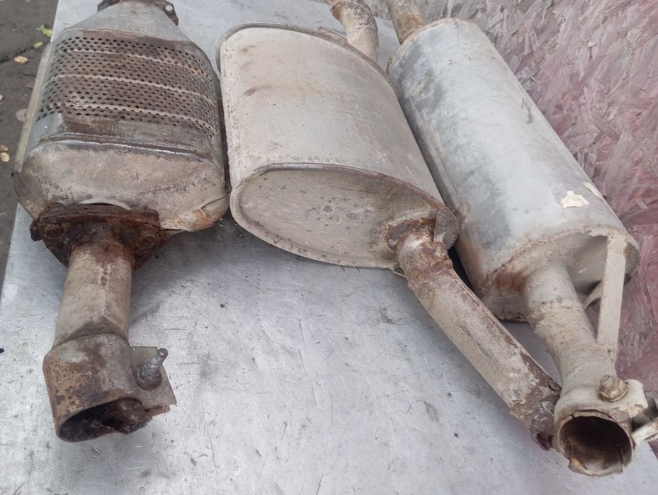 Глушник Опель Омега А/ Opel Omega A універсал вихлопна система