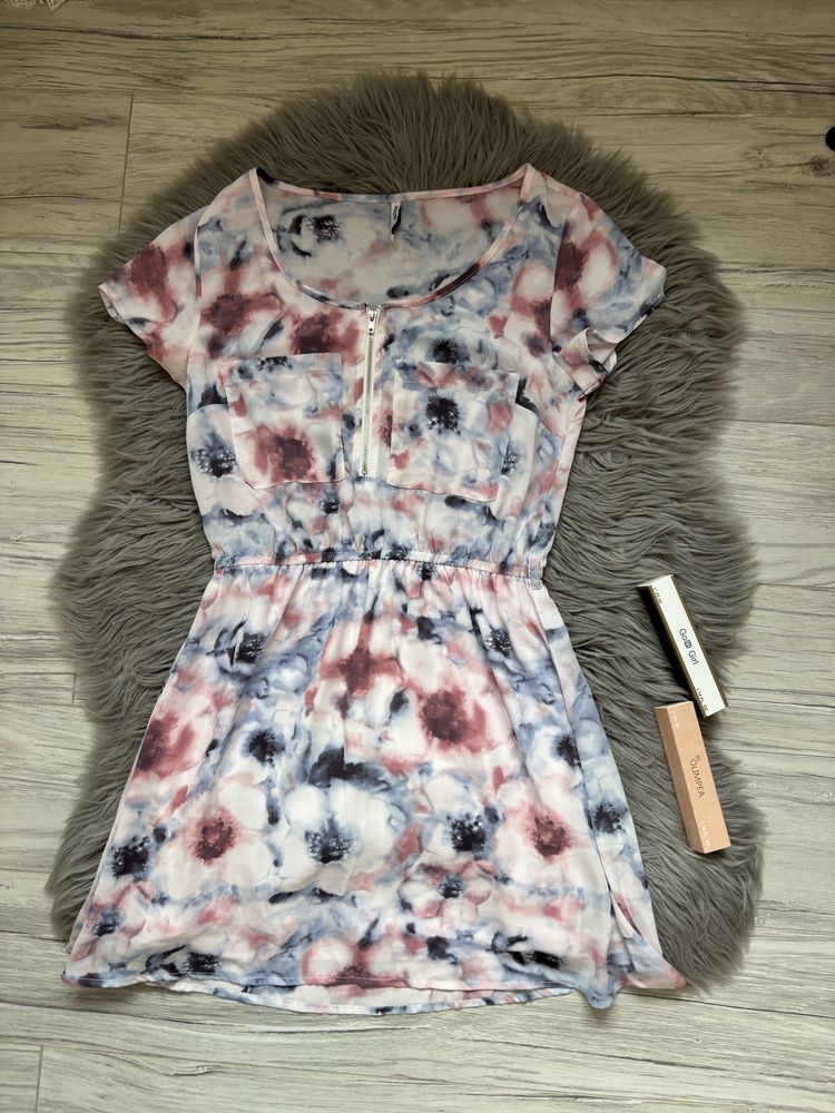 Modna sukienka house xs w kwiatki na komunie wesele wiosna wiosne