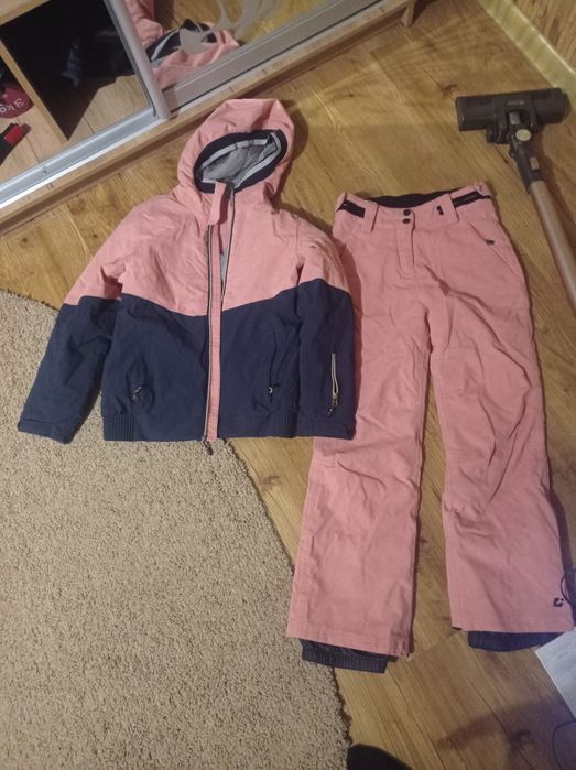 Зимовий набір, лижній костюм