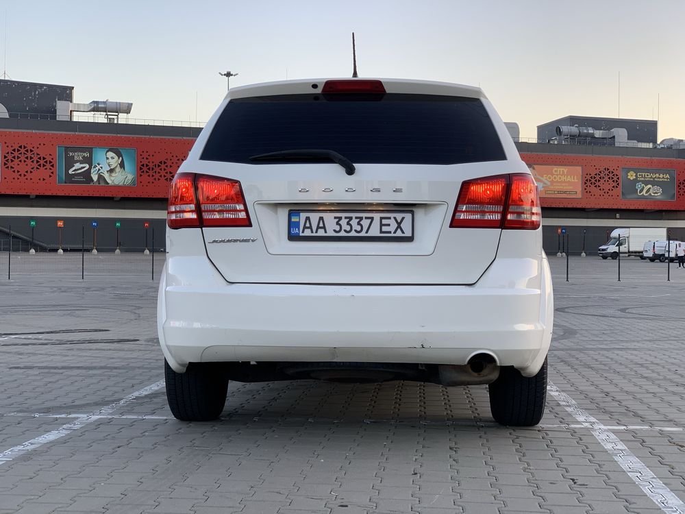 Dodge Journey 2.4 бензин 2013