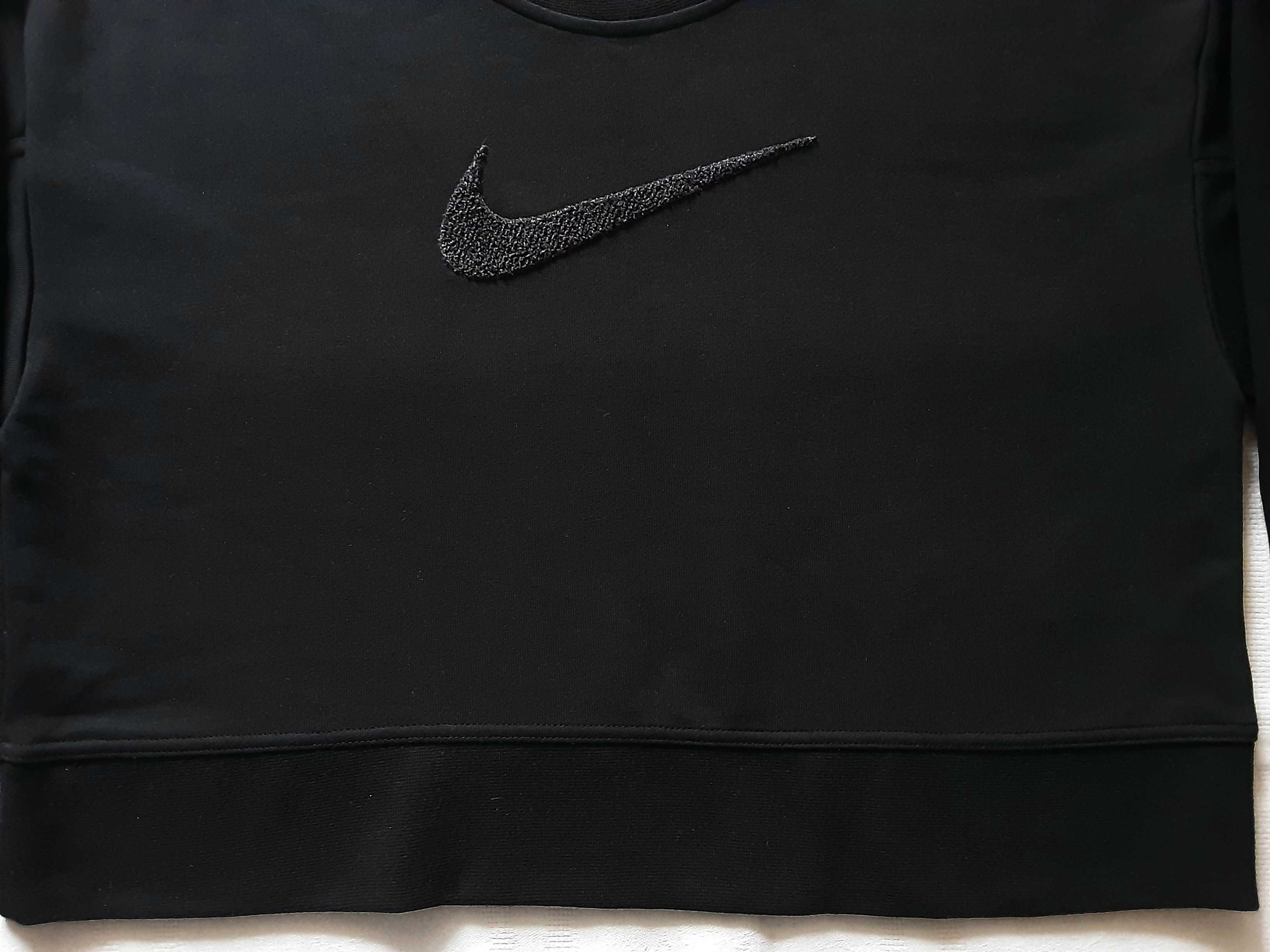 S NIKE czarna bluza krótka