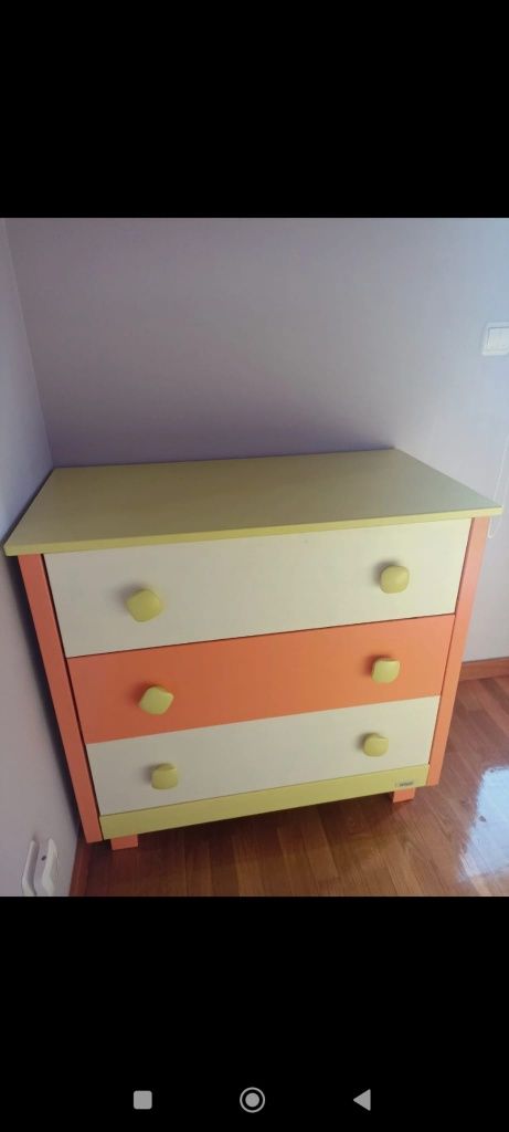 Quarto criança c duas camas