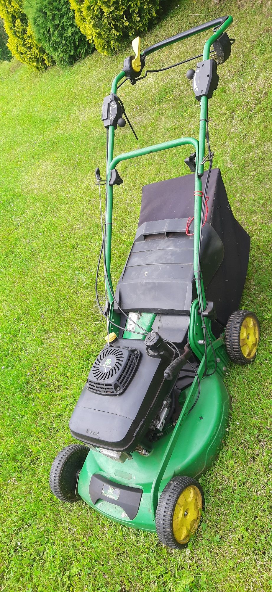 Kosiarka JX90 z silnikiem Kawasaki