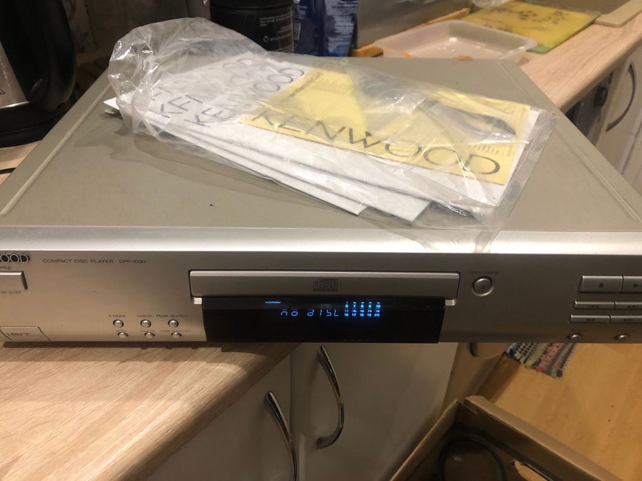 Odtwarzacz cd KENWOOD DPF-1030