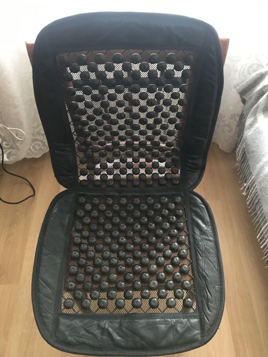 Масажна накладка на крісло водія