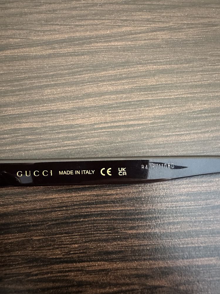 Okulary przeciwsłoneczne Gucci GG0748S