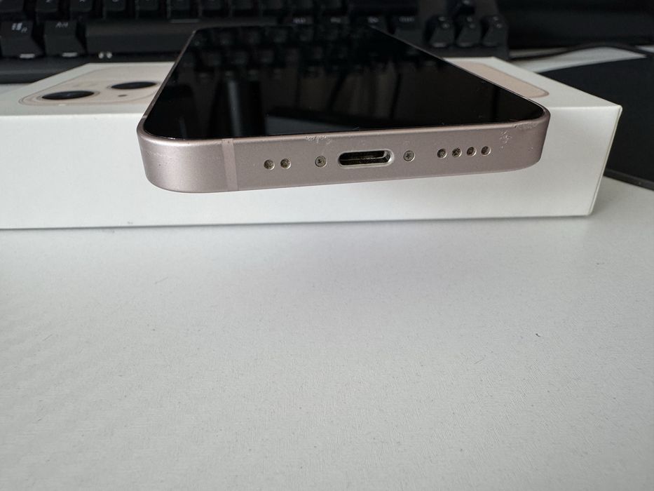 Iphone 13 mini różowy