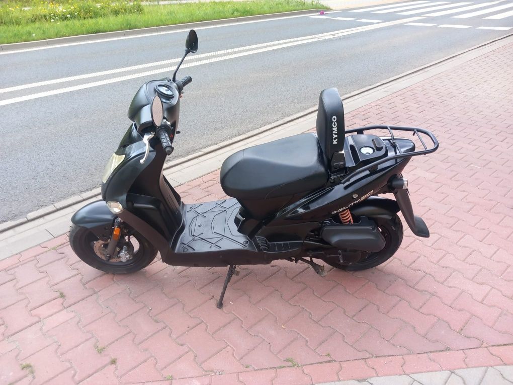 Kymco Agility 4T-- może komuś się przyda--brak homologacji
