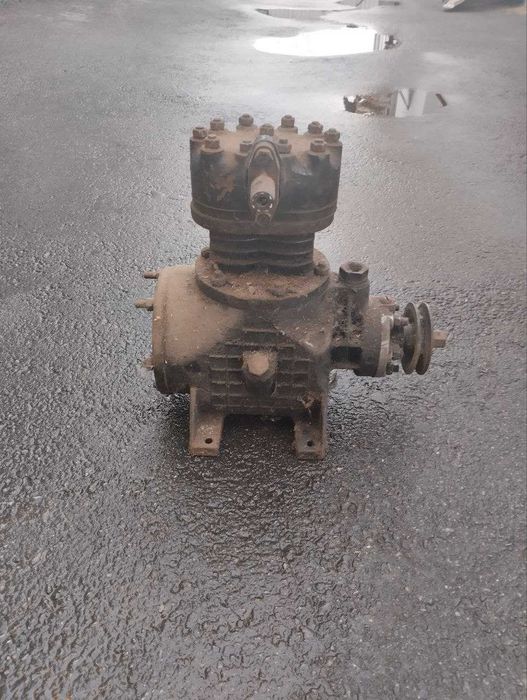 Продам Компрессор