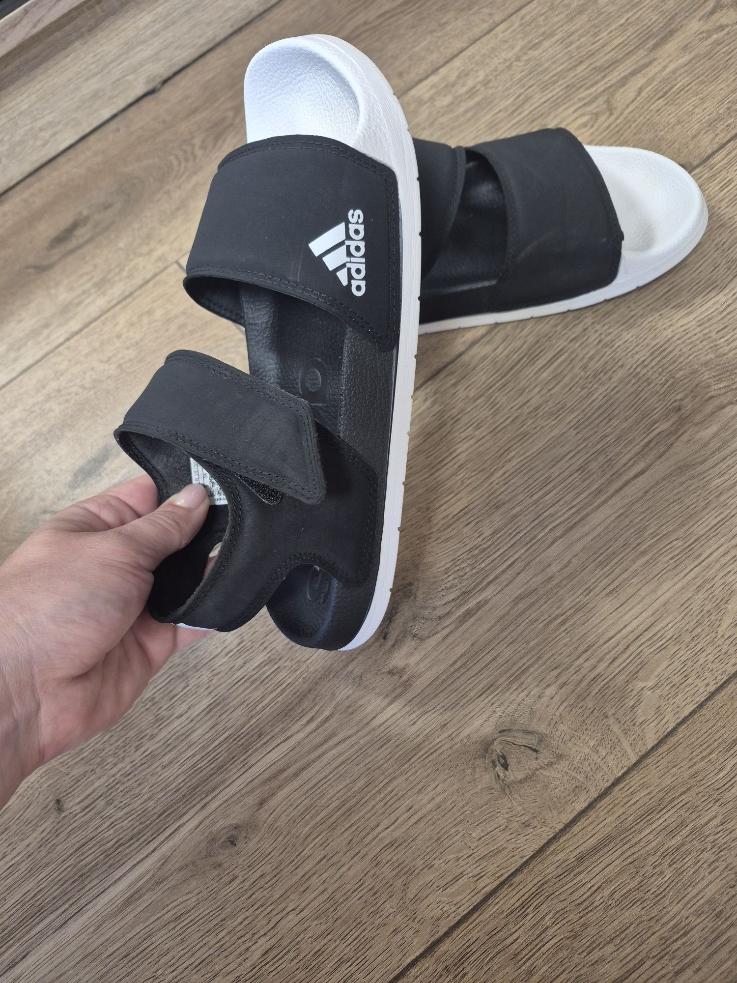 Сандалі Adidas  оригінал