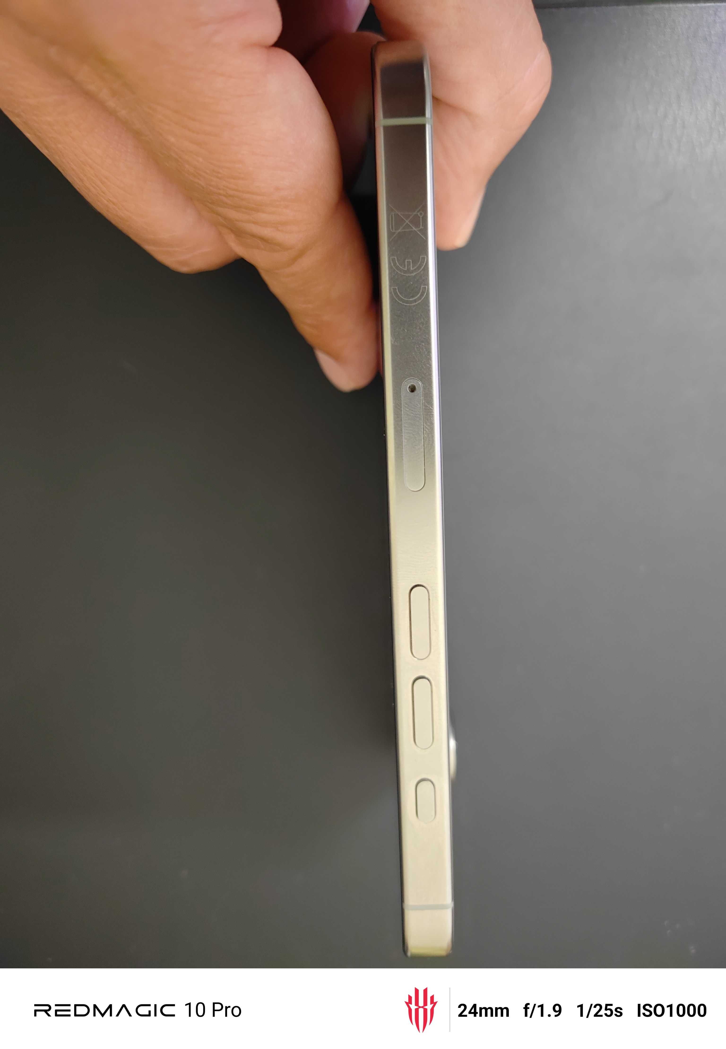 Iphone 16 pro Igual a novo