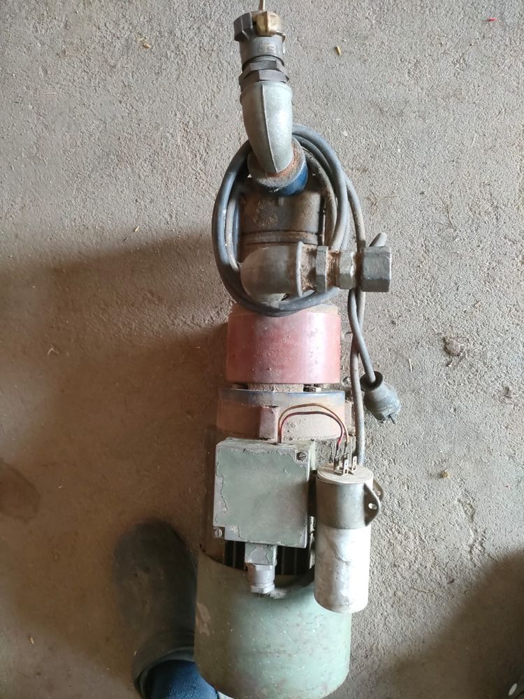 Hydrofor z wężem