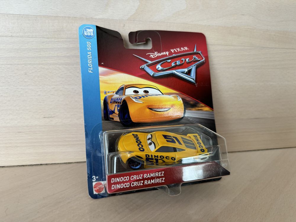 Model Dinoco Cruz Ramirez 1:55 z Cars Aura Nowe Mattel