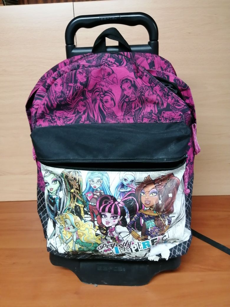 Trolley Monster High