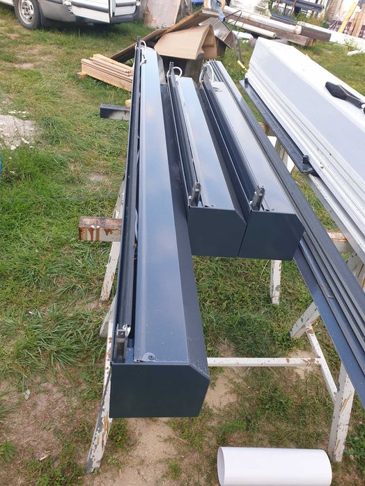 Roleta zewnętrzna na pilota 250x225 antracyt