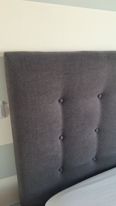 Cabeceira de cama em tecido