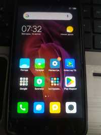 Xiaomi Redmi 4 .