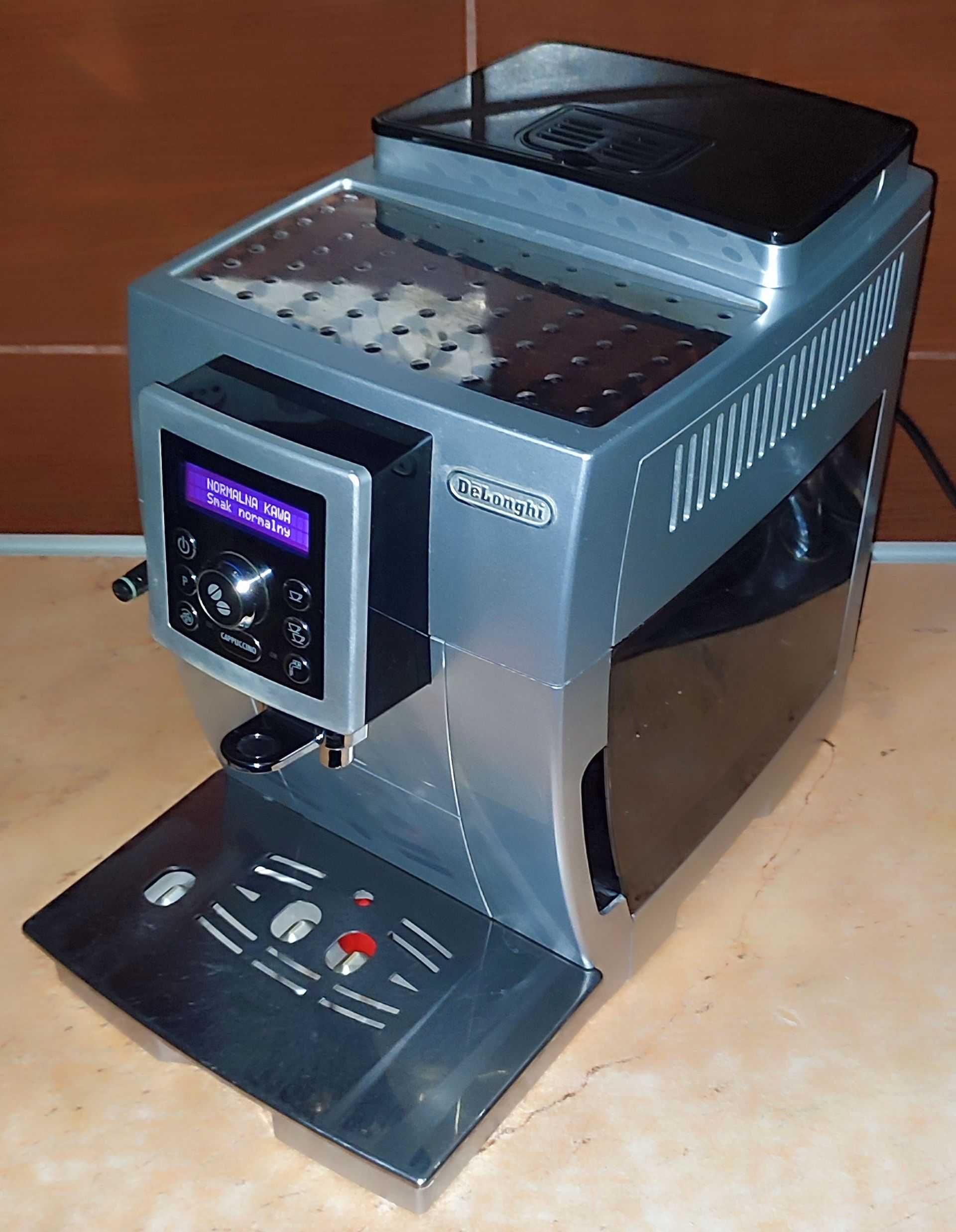 Automatyczny ekspres do kawy De'Longhi ECAM 23.450.S