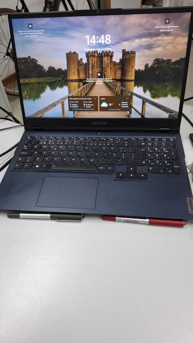 Portátil Gaming Lenovo