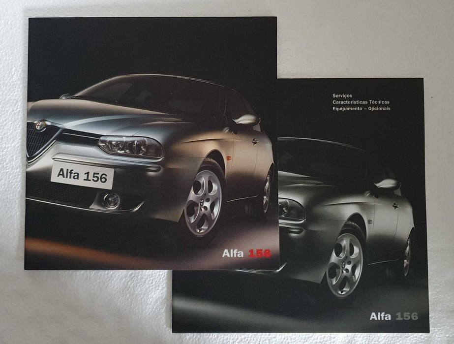 2 Catálogos automóvel Alfa Romeo 156 - Ano 2002