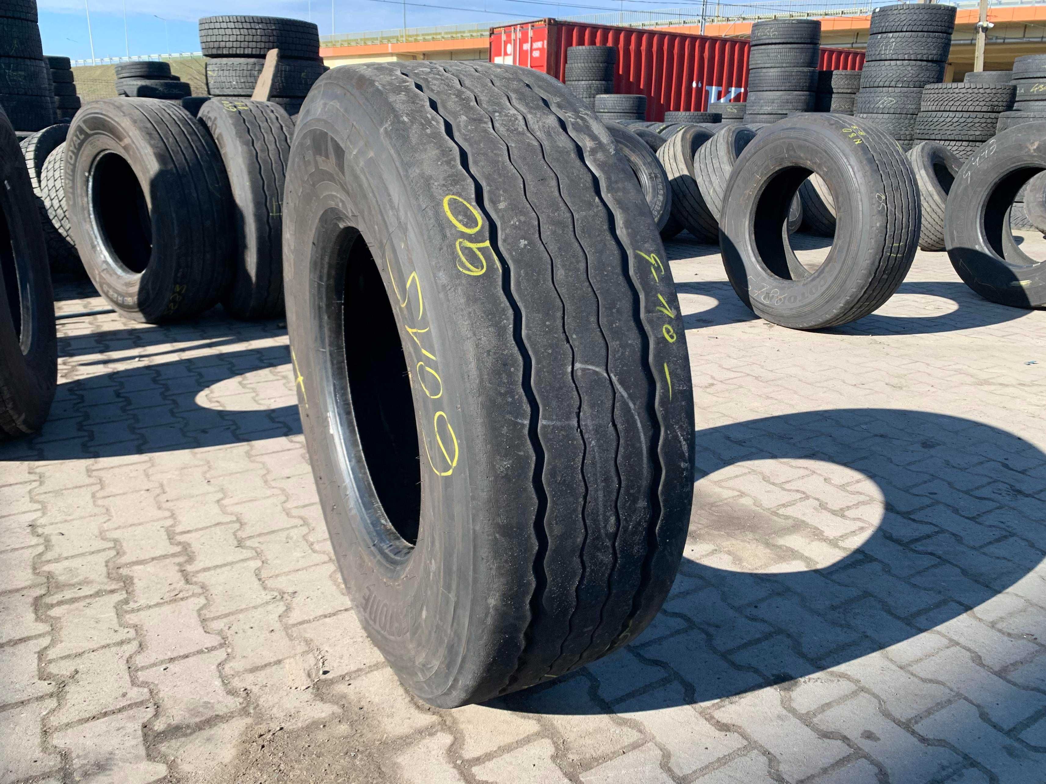 385/65R22.5 Opona BRIDGESTONE DURAVIS R-TRAILER 002 9-10mm Naczepa