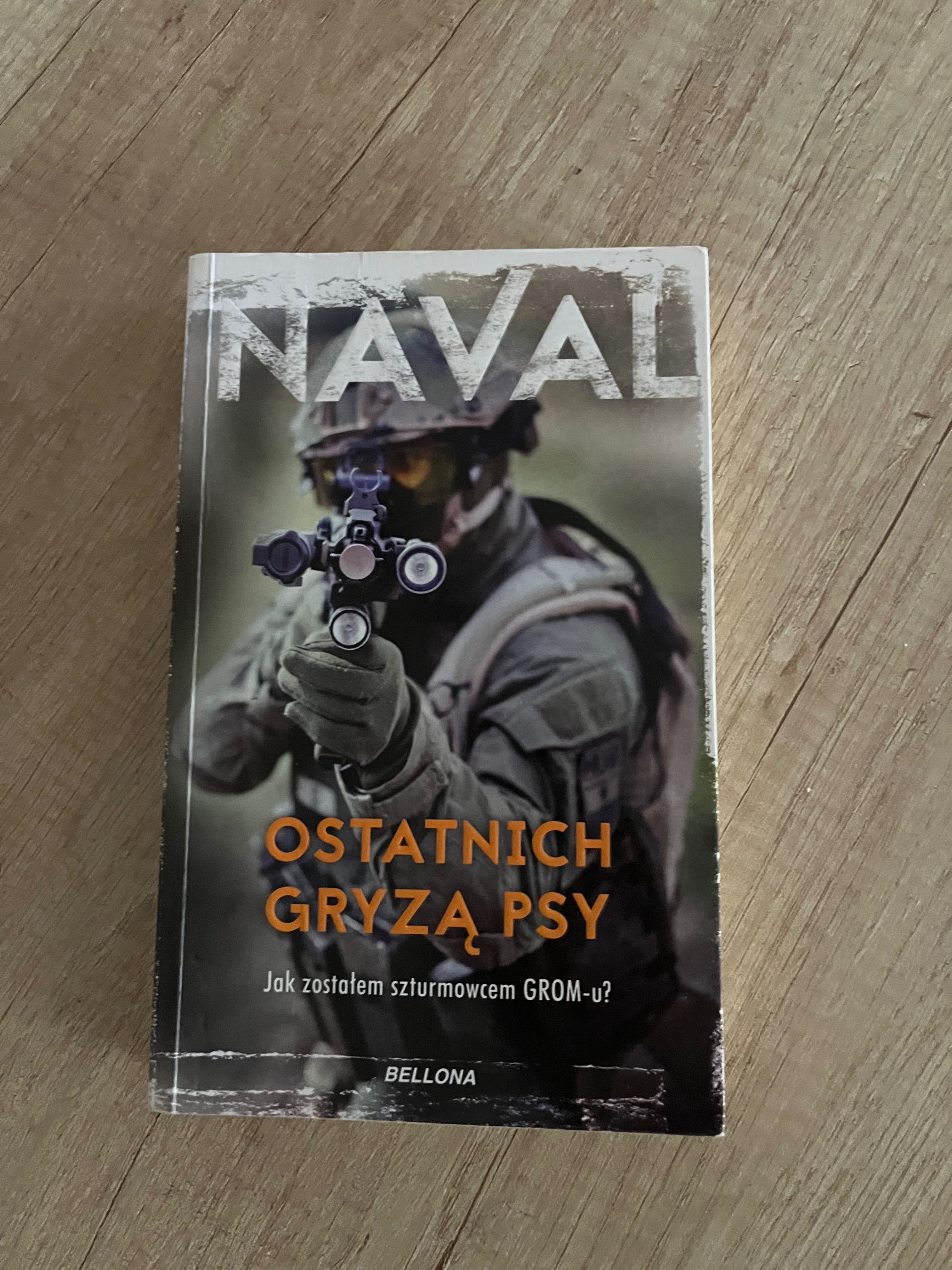 Naval Ostatnich Gryzą Psy