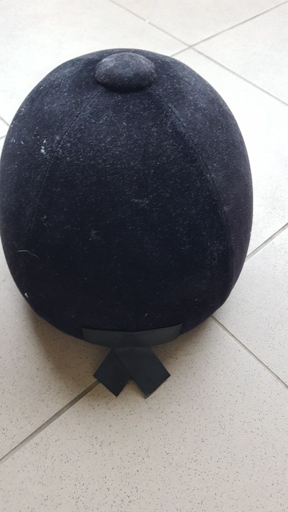 Kask jeździecki Fouganza 140 57cm