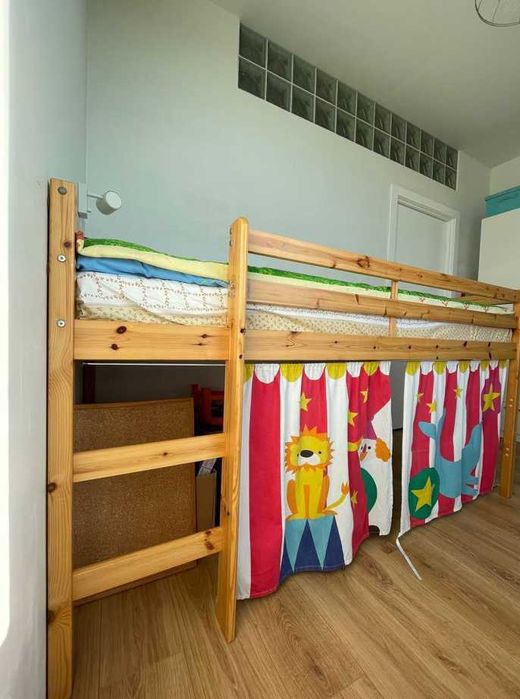 Дитяче ліжко-горище