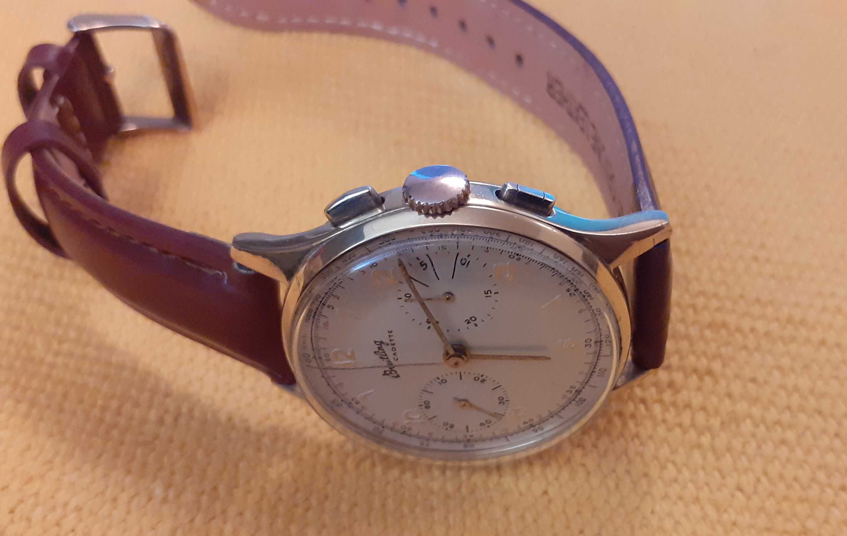 Breitling Cadette Chronograph de  1945, original, em excelente estado.