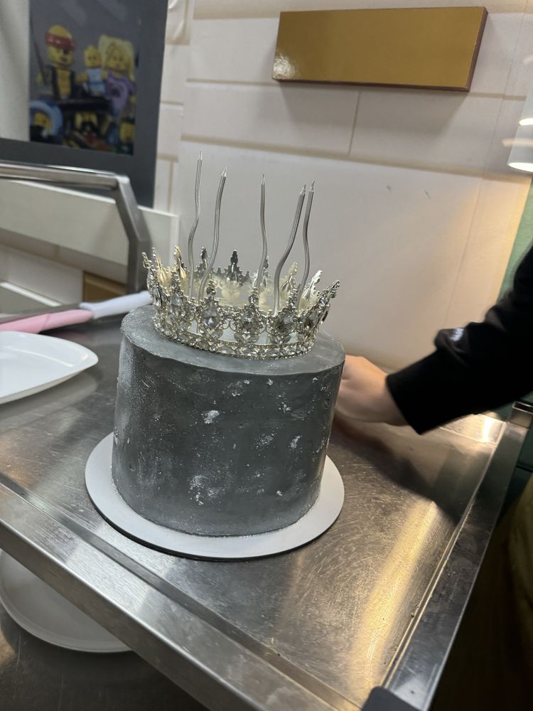 Корона для декору тортів
