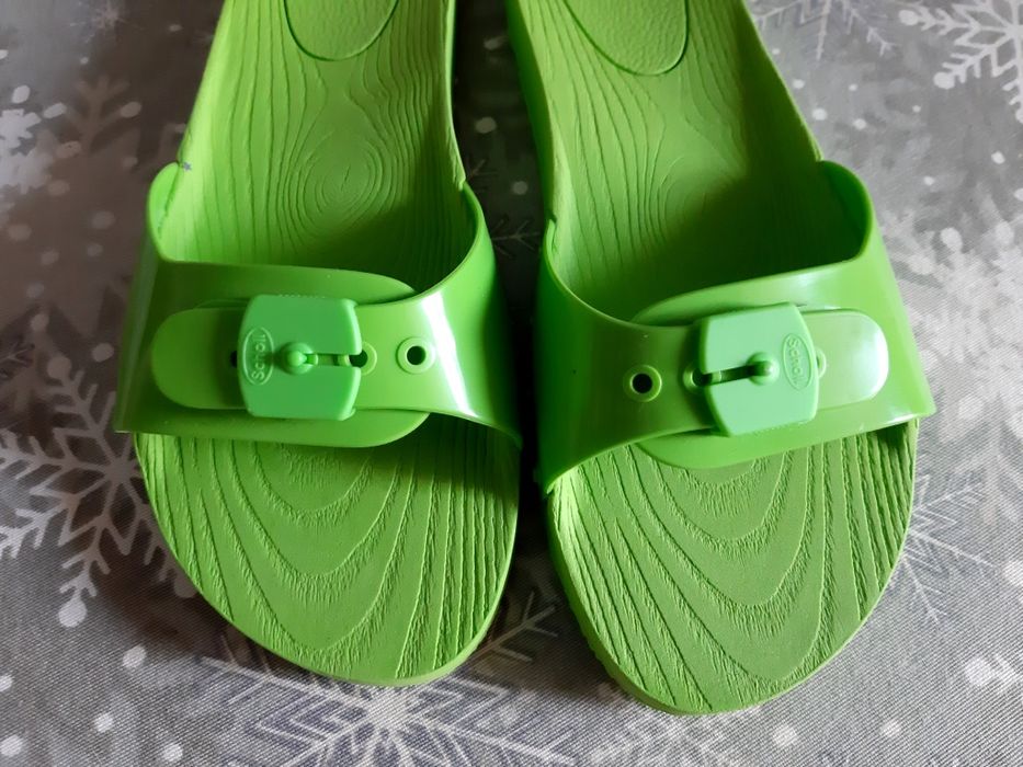 Шльопки жіночі літні