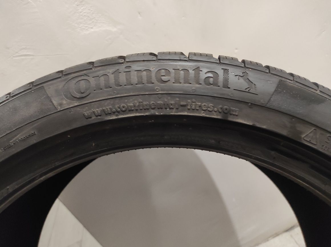 Резина235/40 R- 18 Continental Winter Contact