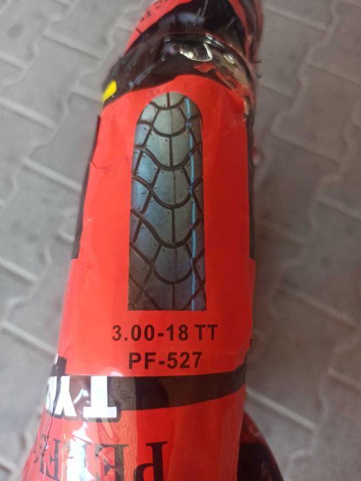 Шина 3.00-18 з камерою Тайвань на мотоцикл Минск/Іж 6 PR фірми SC-TYRE